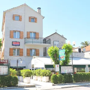 Hotel Trogir Kroatien